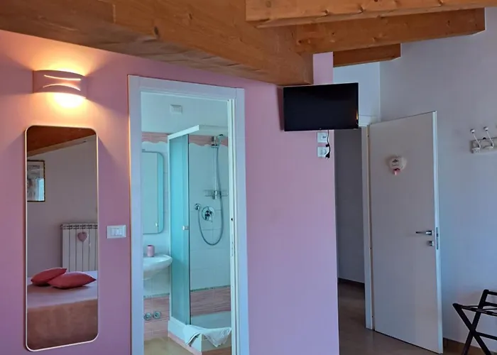 Carlotta 3* Монтесильвано